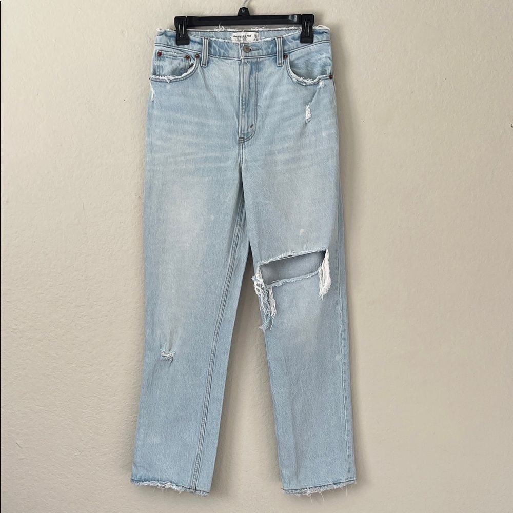 NWOT Abercrombie & Fitch "The '90s Straight Ultra High Rise" Denim Jeans US 28